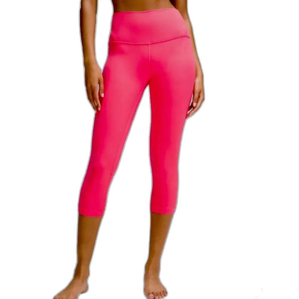 Athleta Women's Activewear Bright Pink Mid-Rise Capri Length Leggings Size S